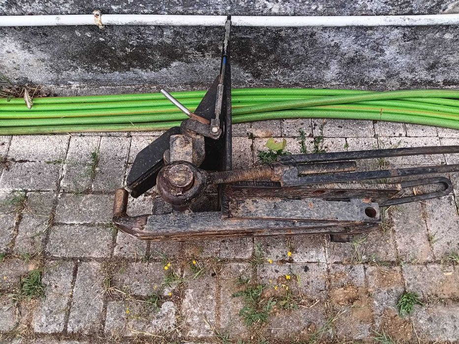 Engate Automático/Rápido para trator