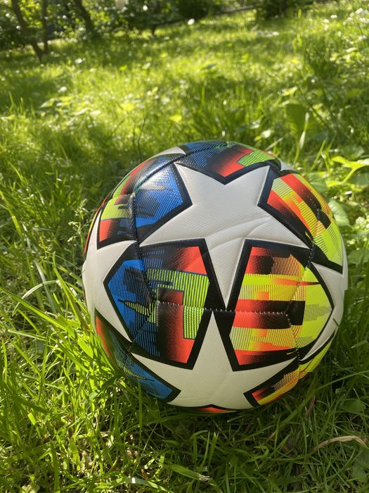 Мяч футбольный ліга чемпіонів розмір 5 міцне покриття Розпродаж