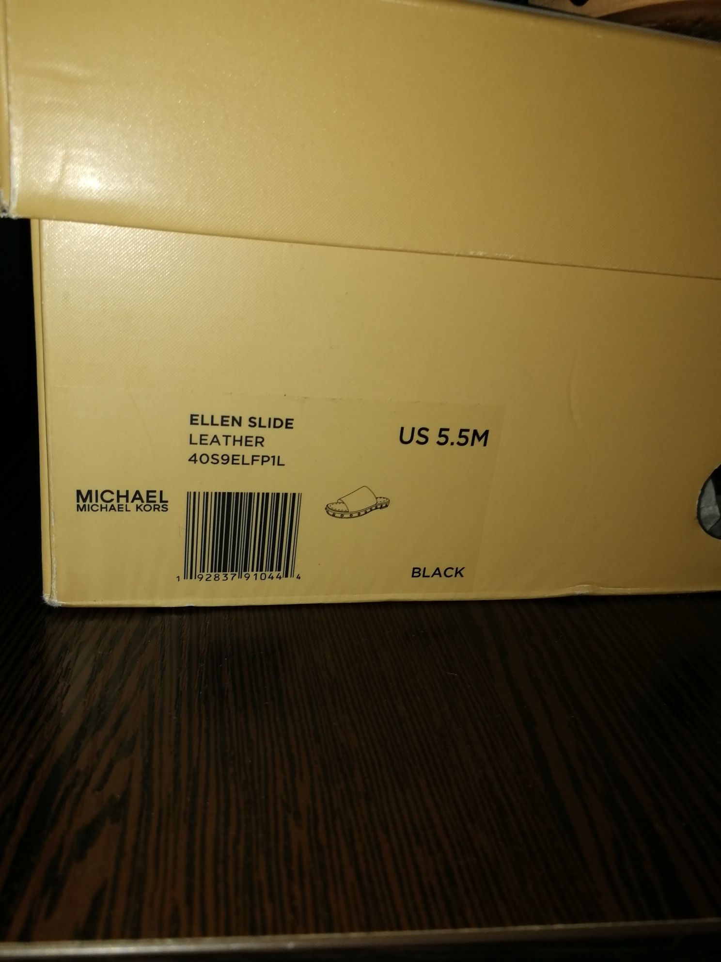 Продам новые оригинальные шлепки Michael Kors