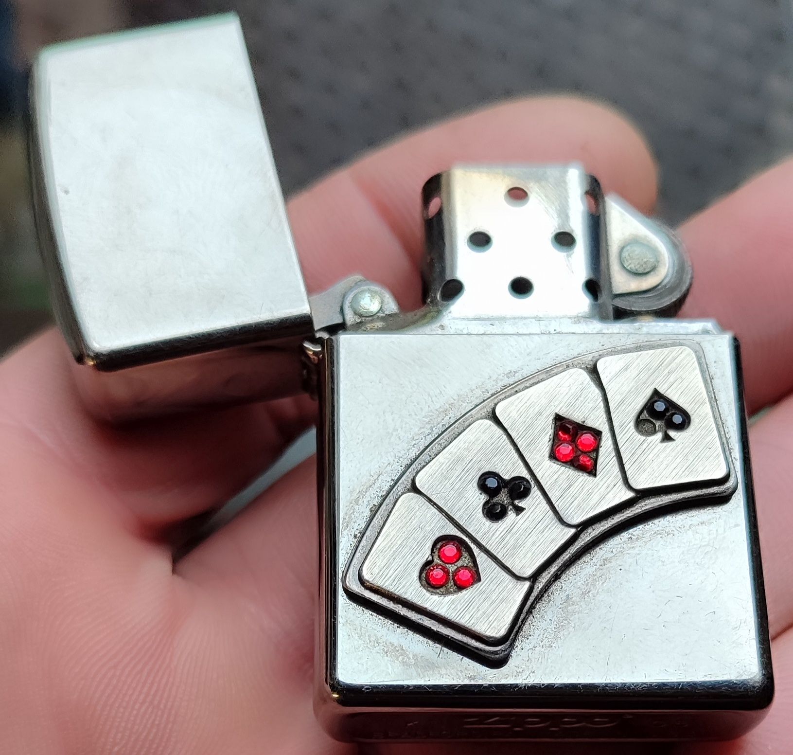 Запальничка Zippo