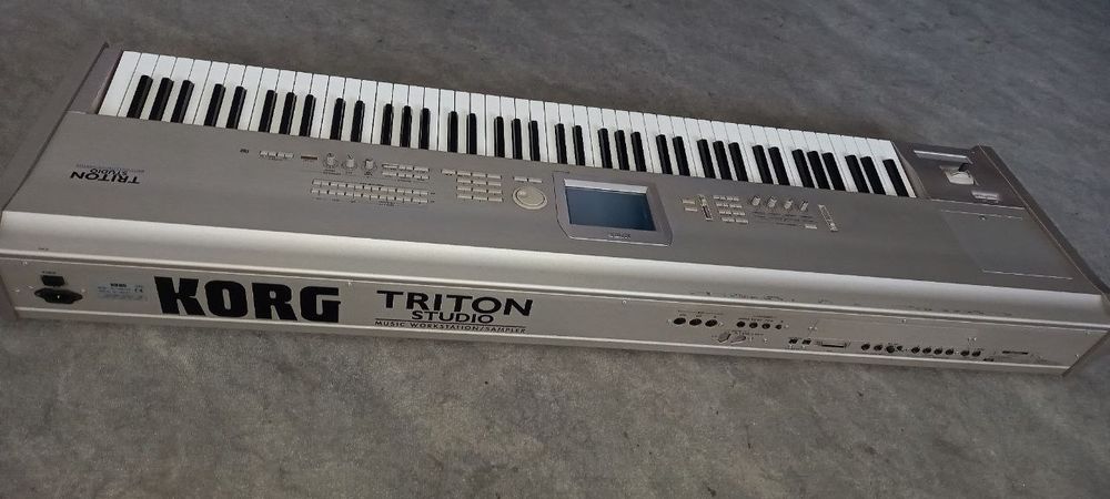 Korg Triton Studio 88