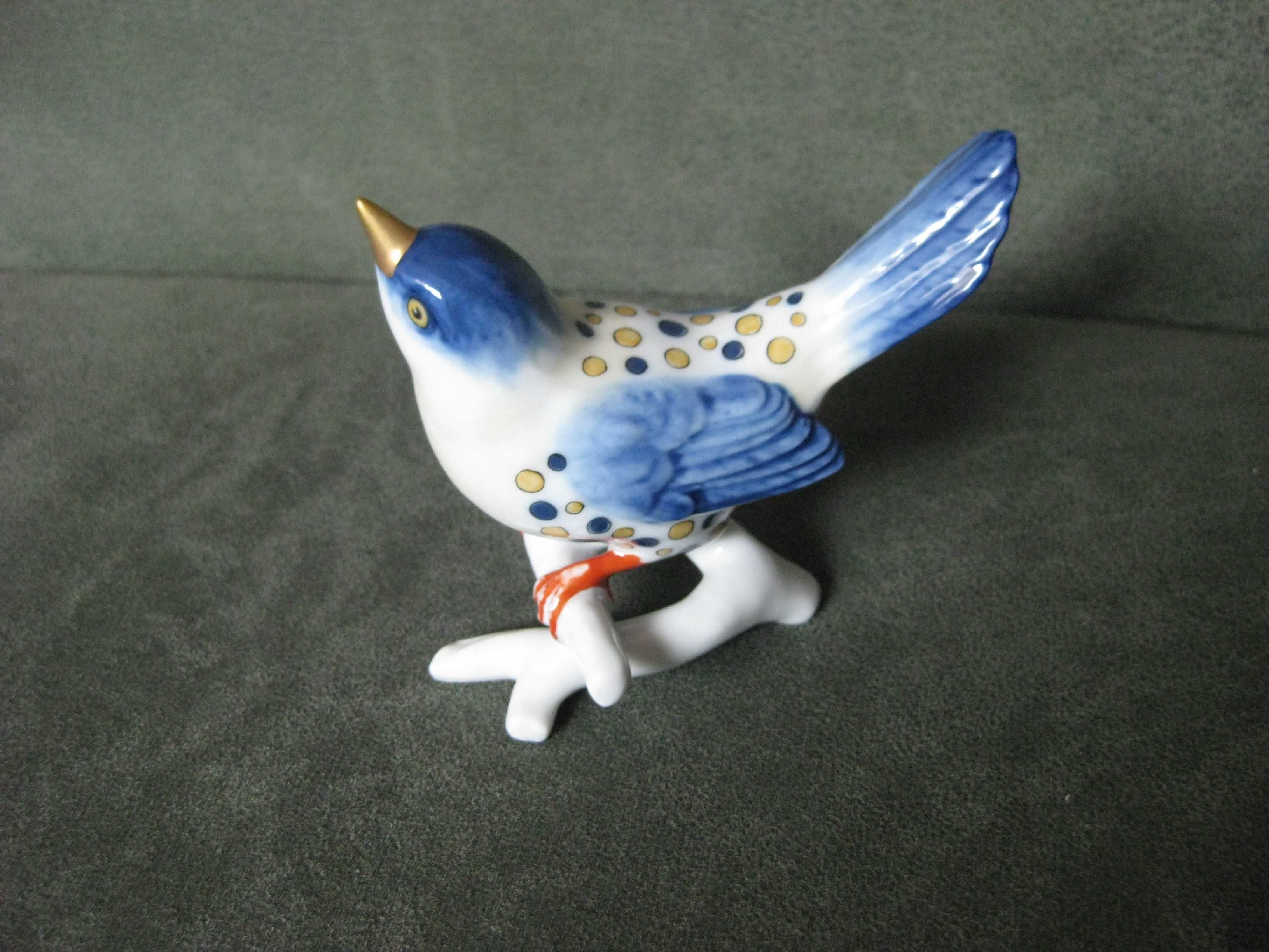 Passaro de Porcelana da Vista Alegre em Tons Azul Novo - 1992 / 1997