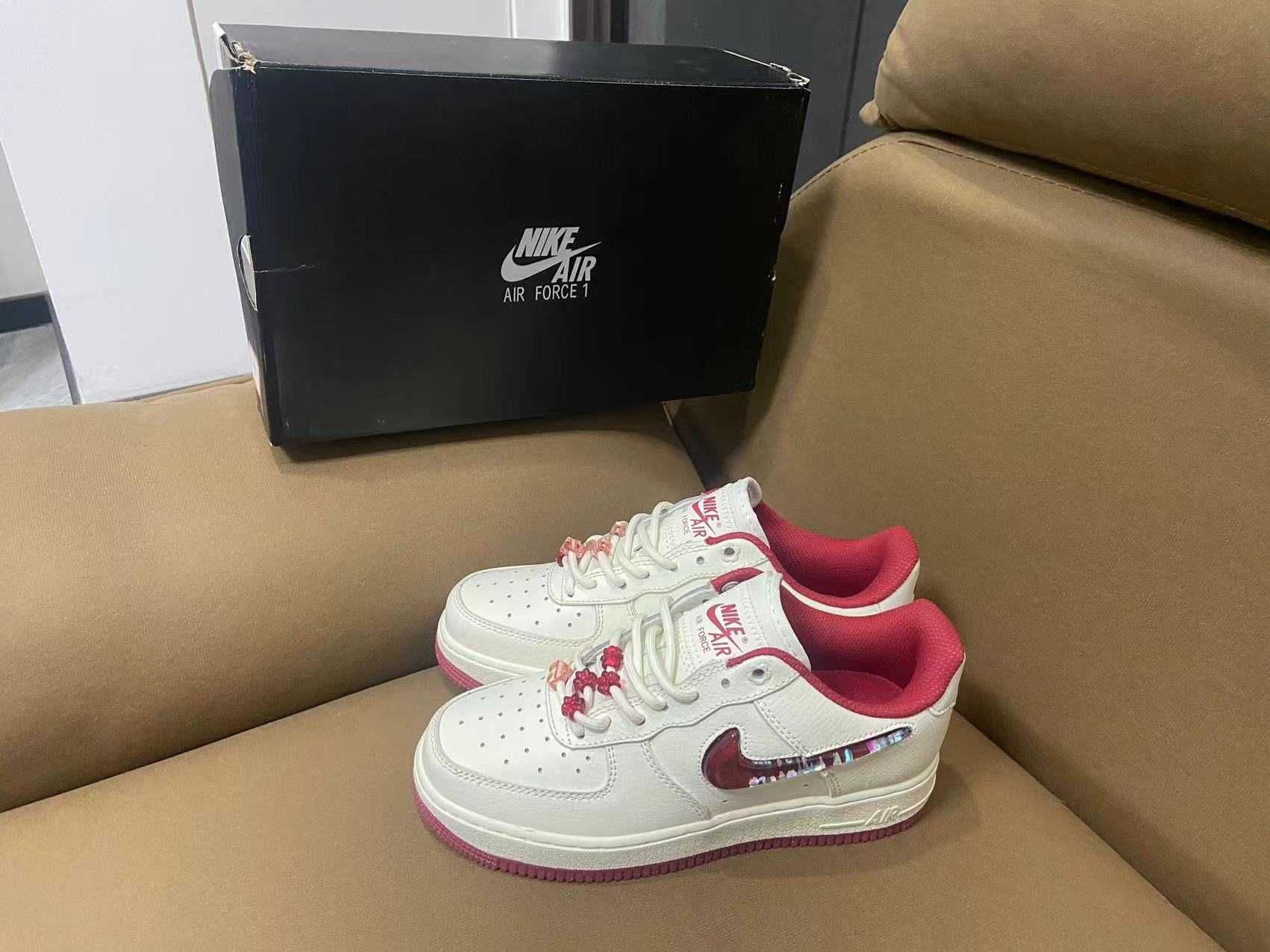 Nike Air Force 1 Low '07 SE PRM Valentine's Day (2024) (Women's) 39