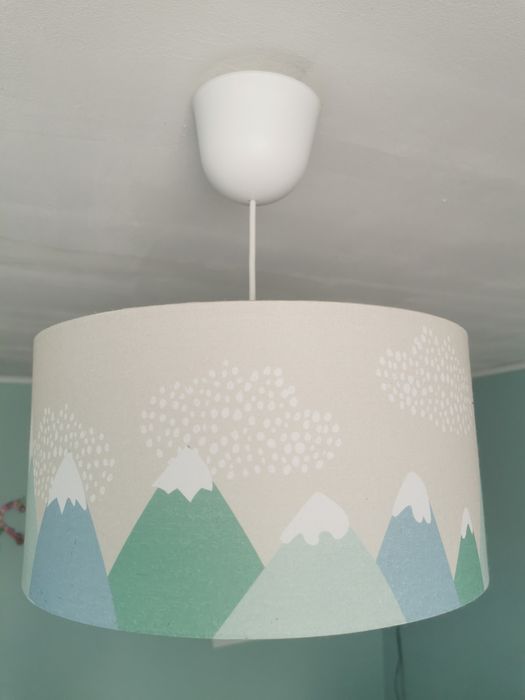Lampa do pokoju dziecięcego