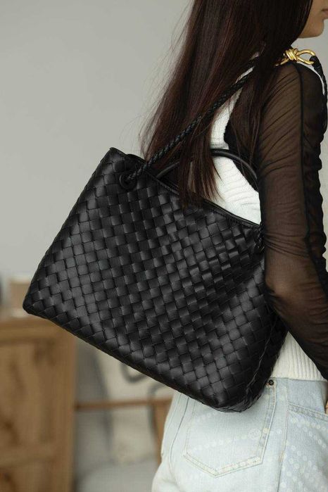 Сумка-тоут Bottega Veneta Andiamo з чорної шкіри.Сумка Ботега.ЛЮКС