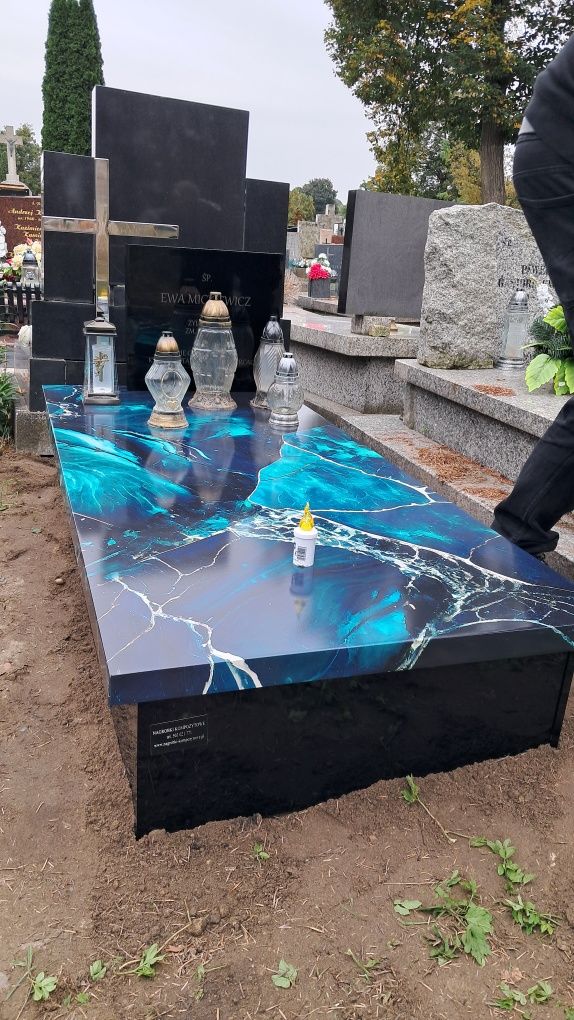 Nowoczesne Tanie Nagrobki Kompozytowe 5300 zł z montażem Cały Kraj.