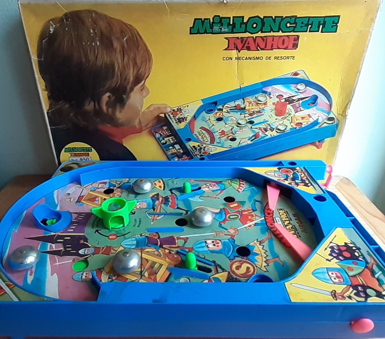 Jogo fliper espanhol antigo.