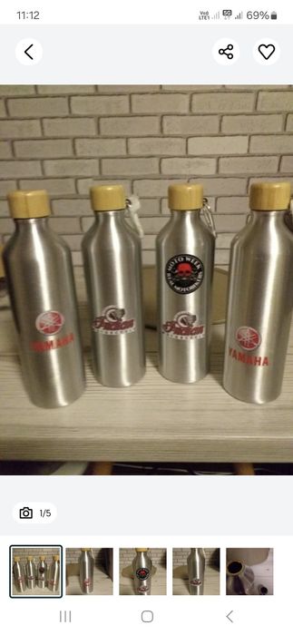 Termos aluminiowy z naklejka.