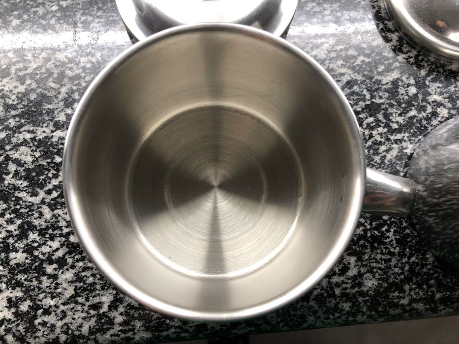Vendo 2 copos em inox