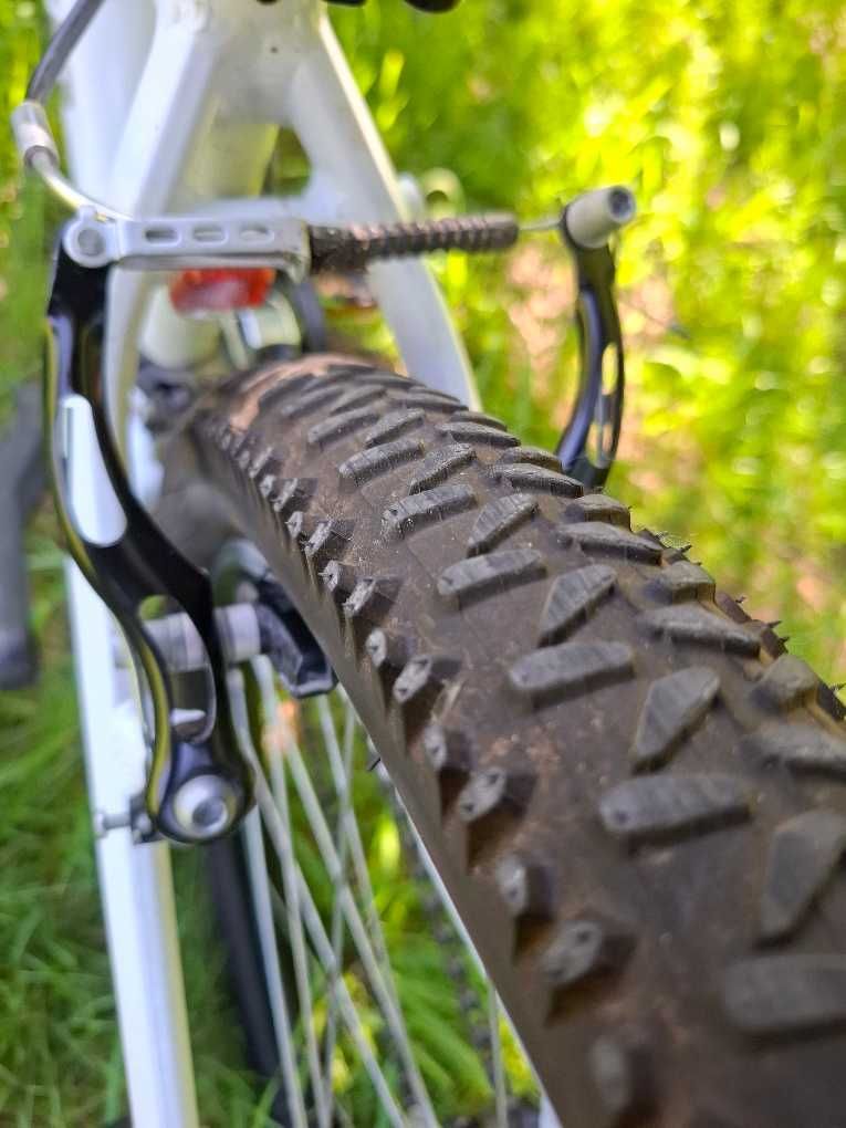 Rower 27,5 CALA Rockrider ST 100 DAMSKI ultrabiały S 155-164 stan IGŁA