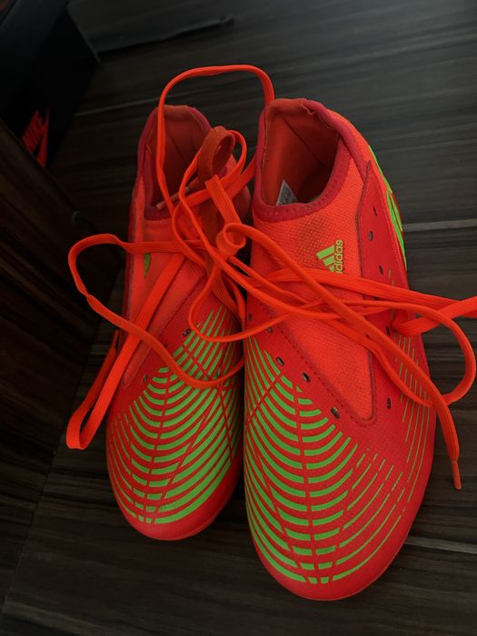 Бутсы adidas 36 размер