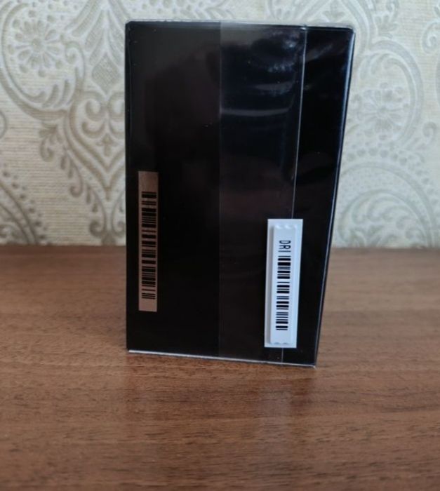 Розкішний подарунок чоловікам YSL L'Homme.