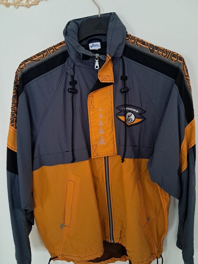 Kurtka meska do biegania  Asics r.M