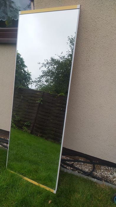 Lustro duze zadbane