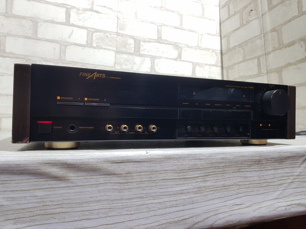 Стерео підсилювач GRUNDIG FINE ARTS A-903,*2x140 Вт, б/у з Німеччини
