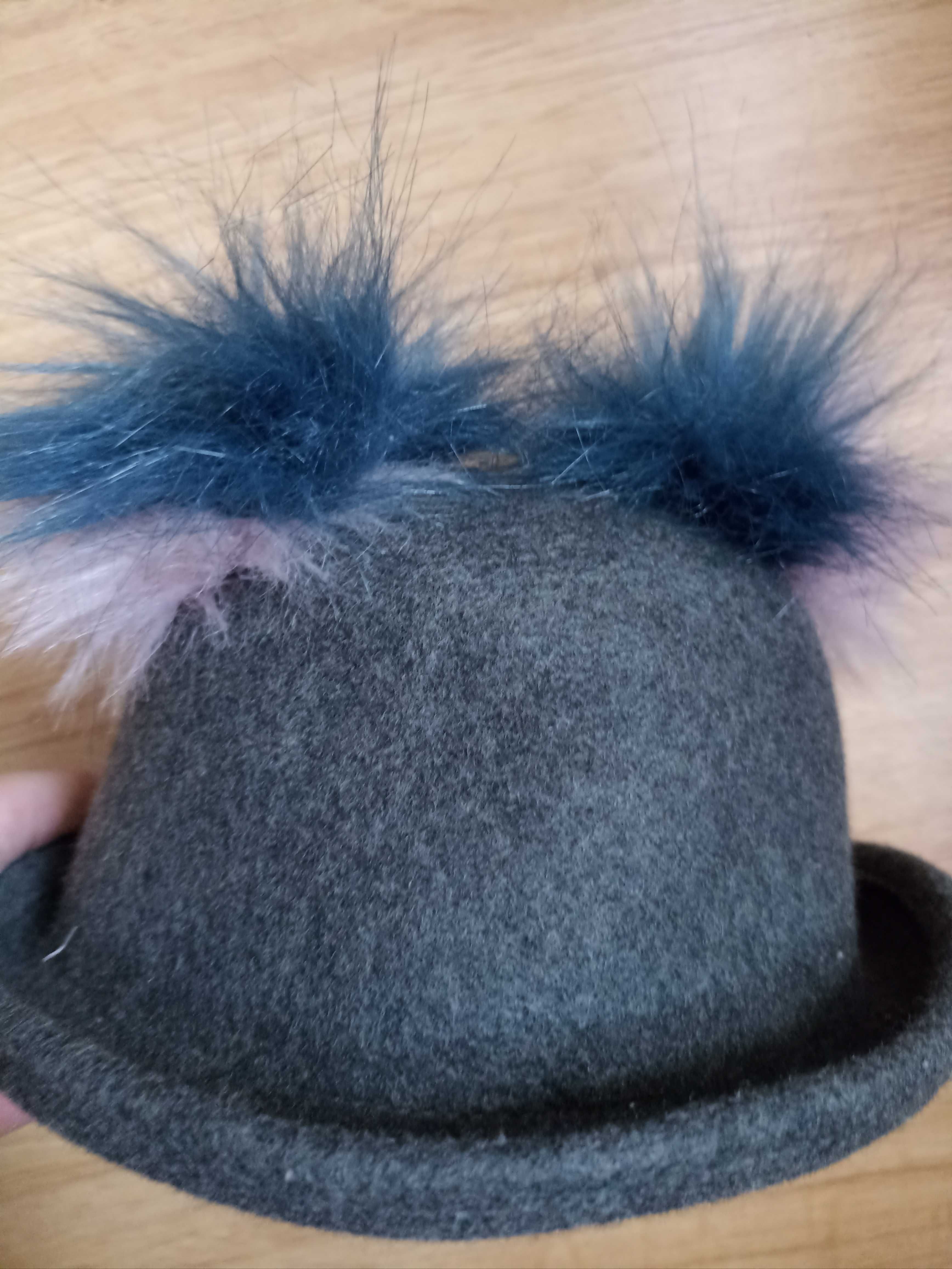 Wool kapelusz z pomponami 6-18 m-cy wełna