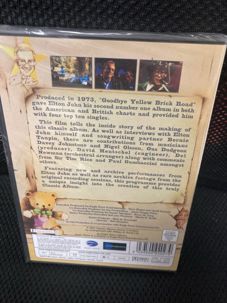 DVD Elton John "Goodbye Yellow Brick Road", Selado