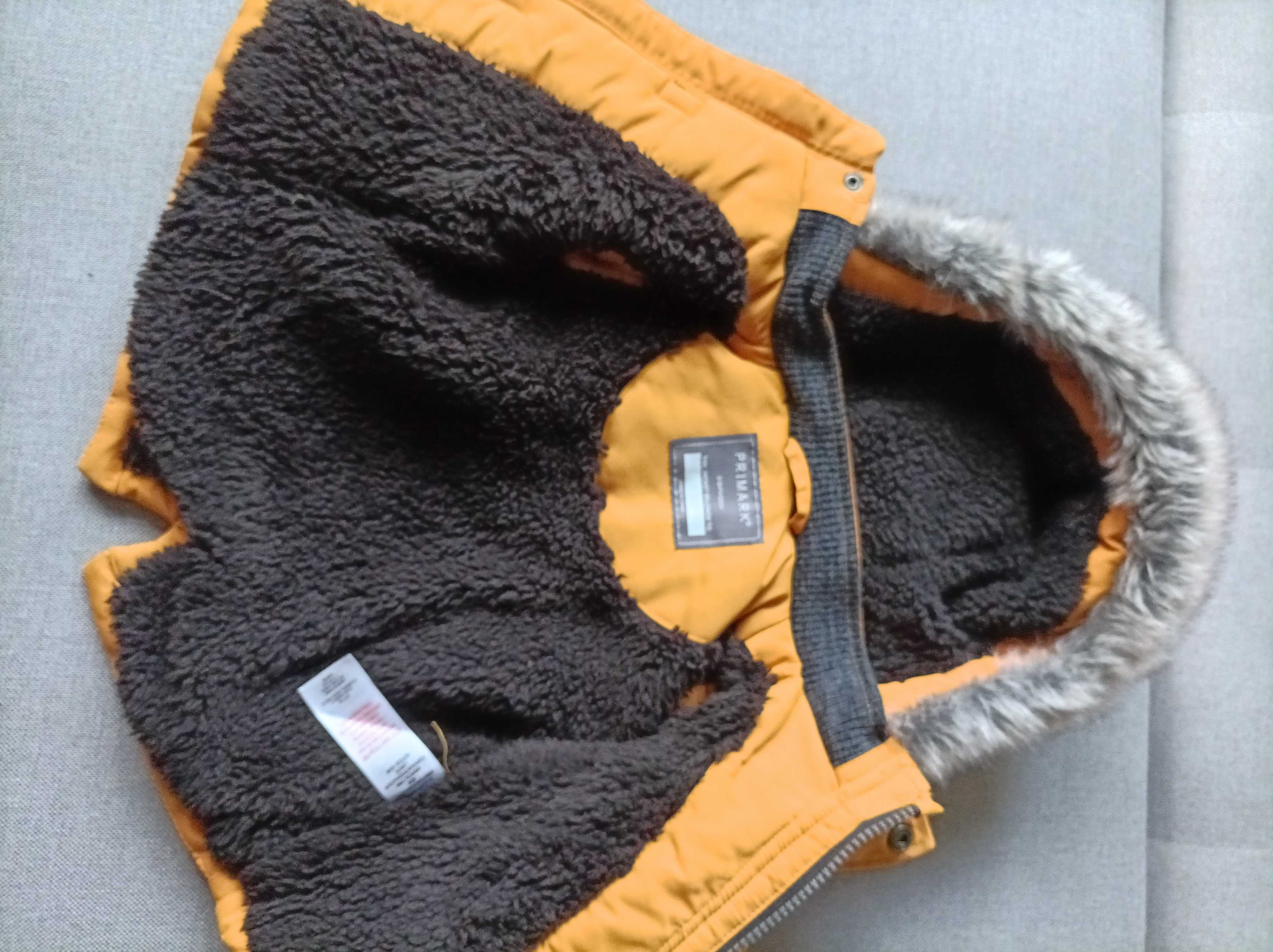 Nowa z metką, Ciepła kurteczka z kapturem, roz. 62 PRIMARK