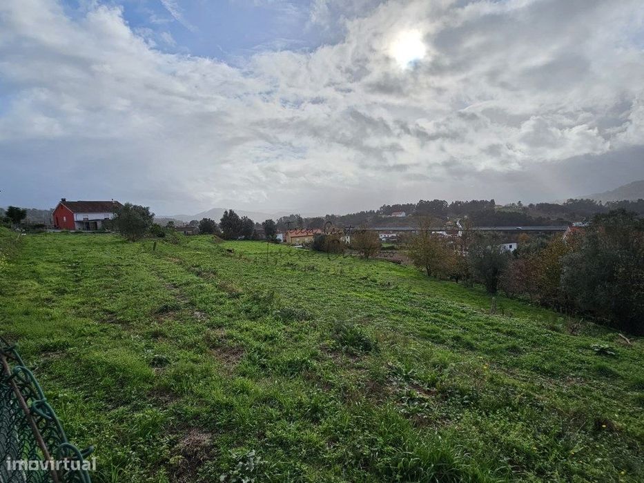 Terreno para Construção de 3751 m² em Brandara