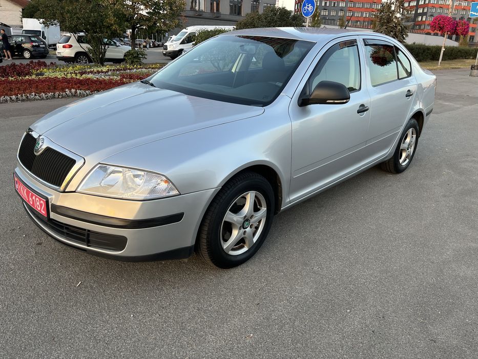 Skoda Octavia A5 1.6 газ/бензин