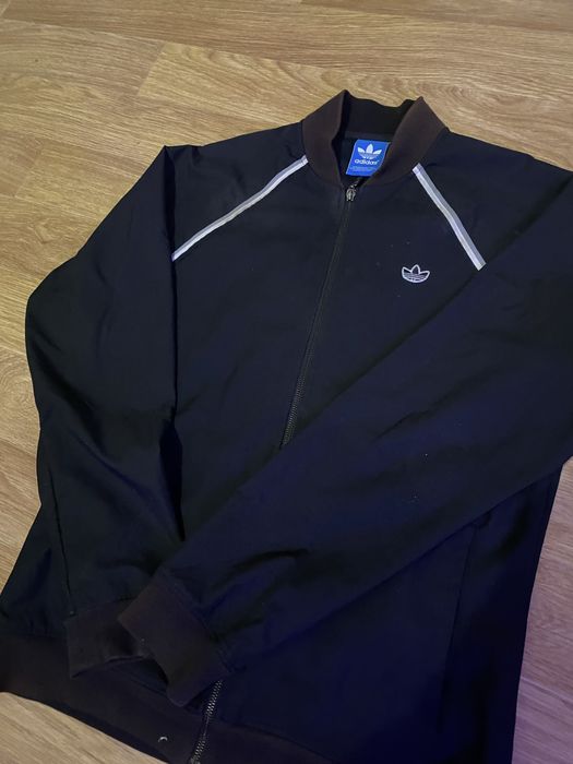 Овершот, олімпійка adidas