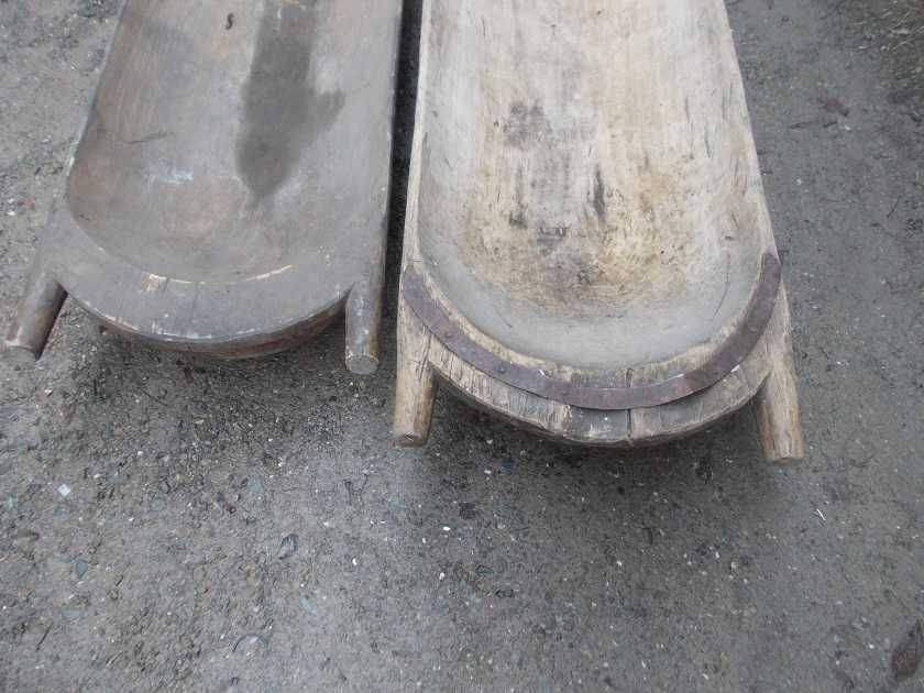 Stare drewniane koryta balie donice do ogrodu