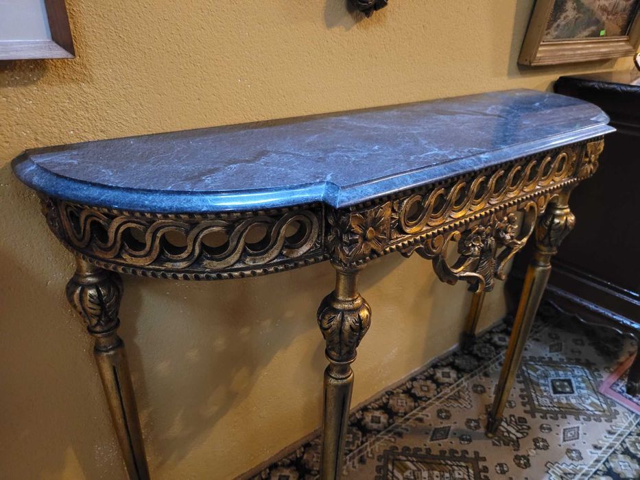 Consola em madeira com tampo em pedra - ótimo estado