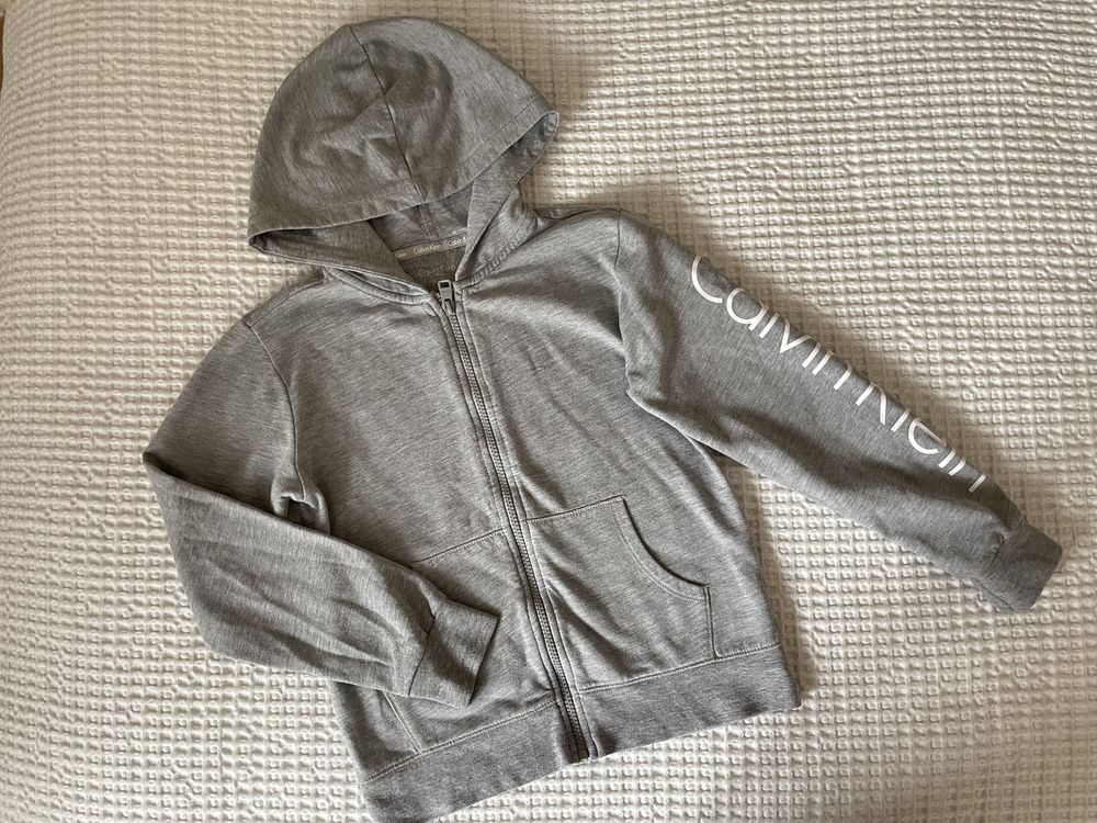 Bluza calvin klein szara 8/10l 128-140 wiosna