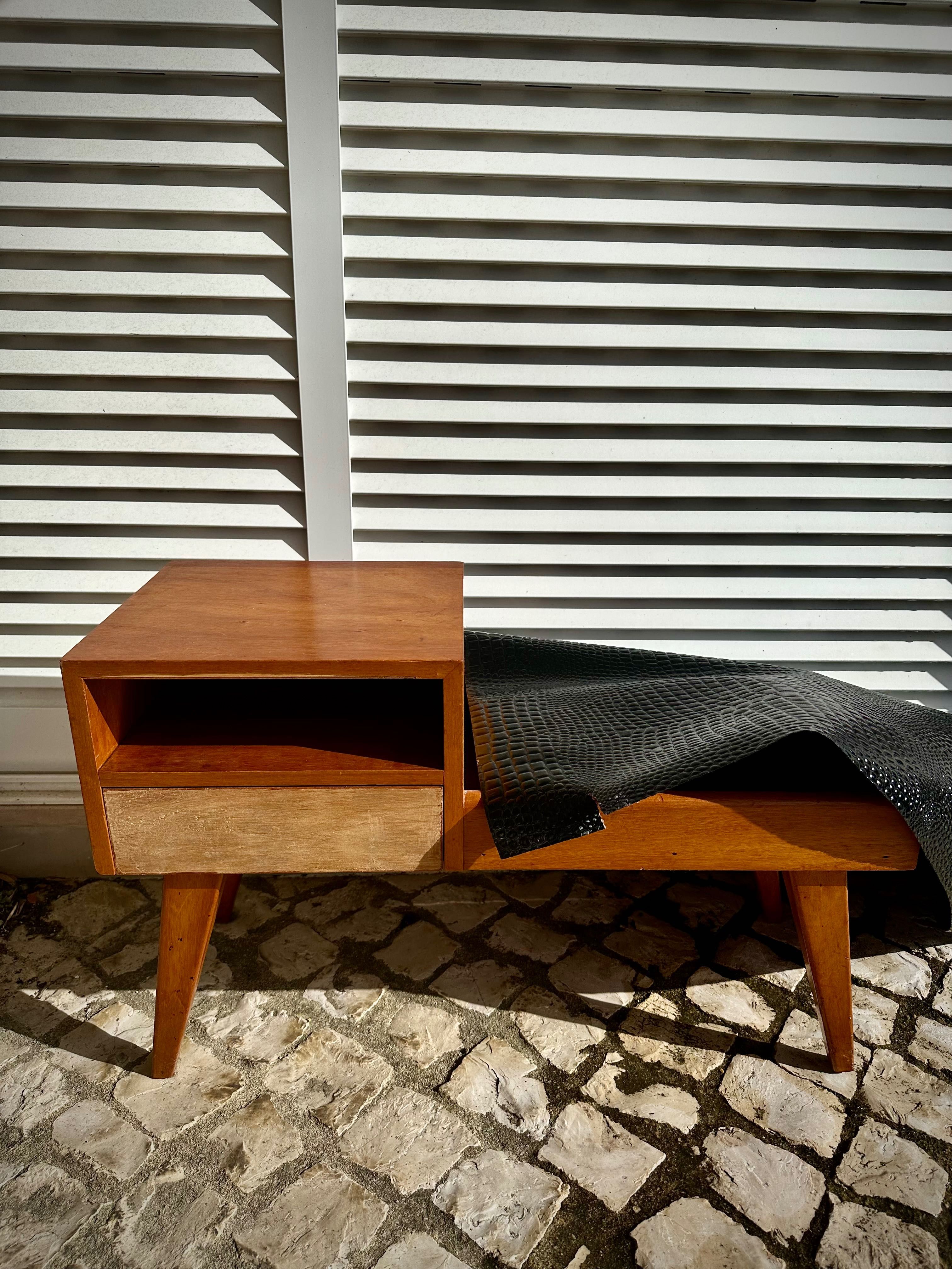 Móvel vintage baixo
