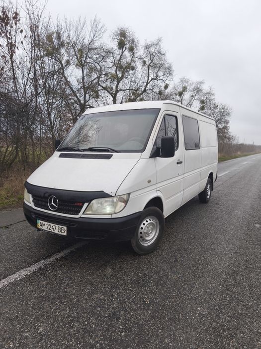 Mercedes Sprinter 2005 рік