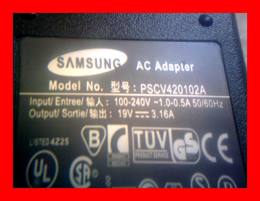 Новый Адаптер Samsung ноутбука 19V. 3,16A Зарядка Блок питания