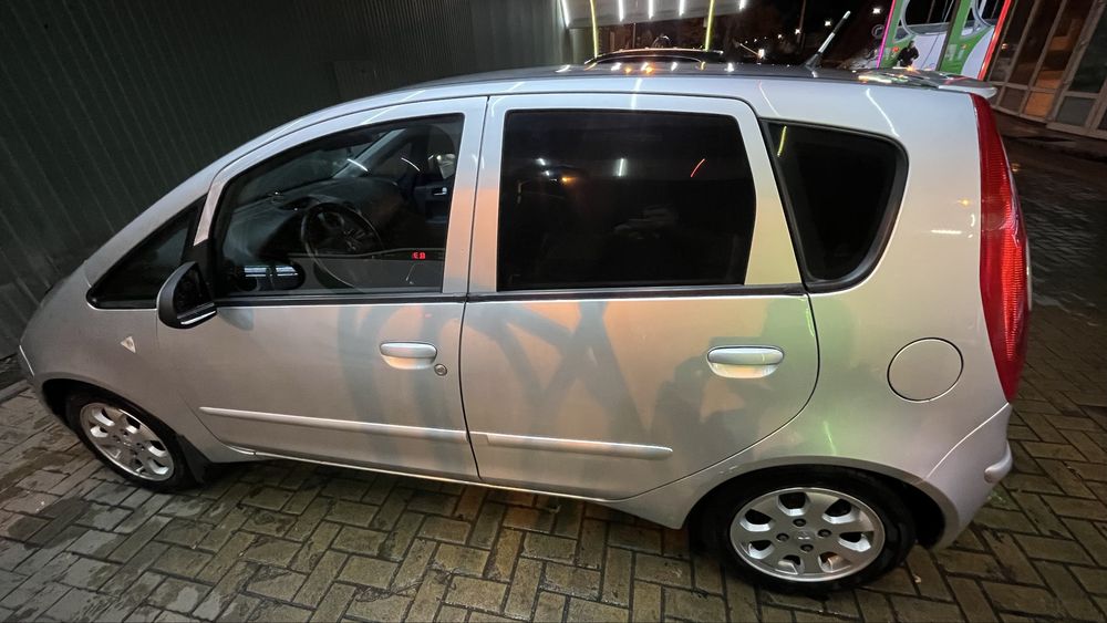 Mitsubishi Colt 2007 року