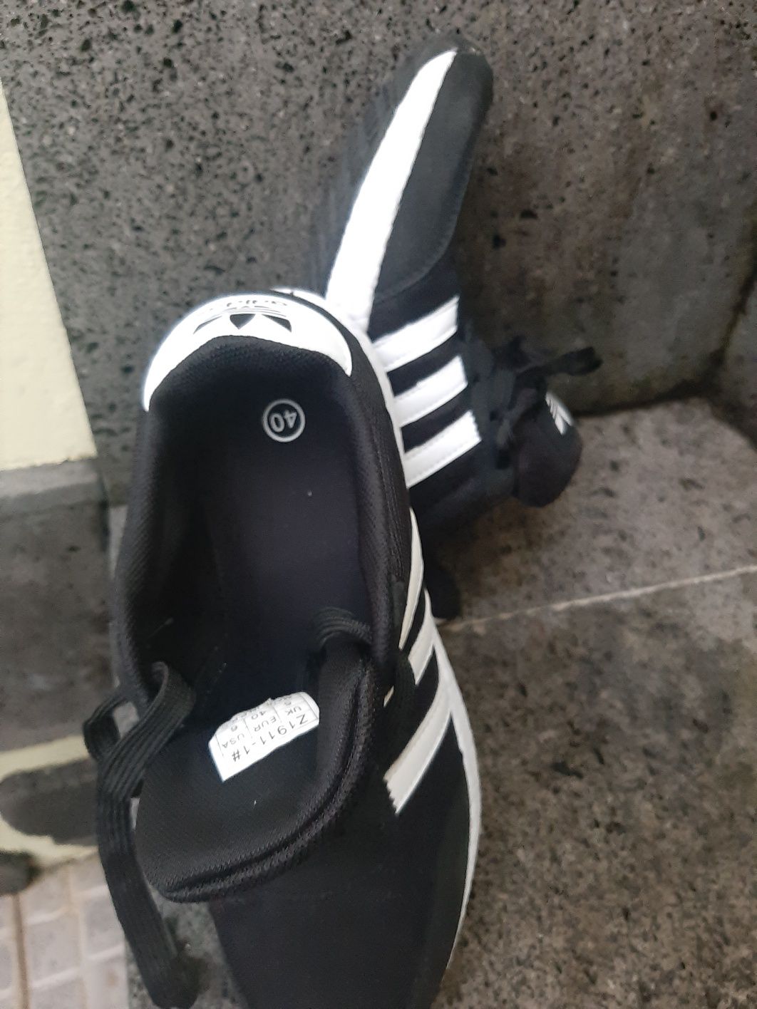 Sapatilhas adidas novas