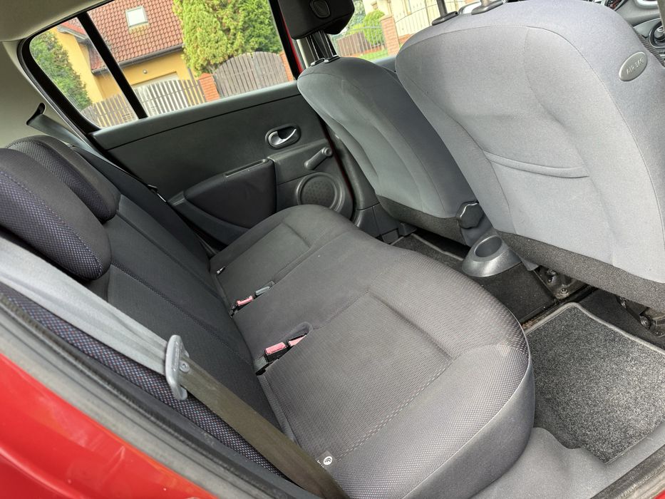 RENAULT CLIO III 1.2 75KM !! 5-Drzwi , KLIMA ,Niski Przebieg!! 2006r!!