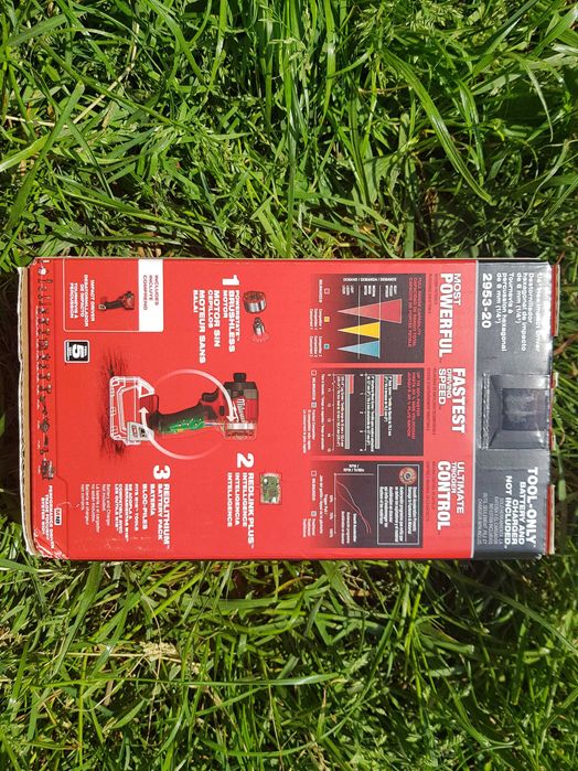 Шуруповерт импакт аккумуляторный Milwaukee 2953-20 M18 FUEL