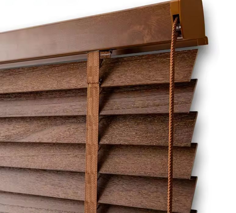 gmaw.Flat estories e persianas