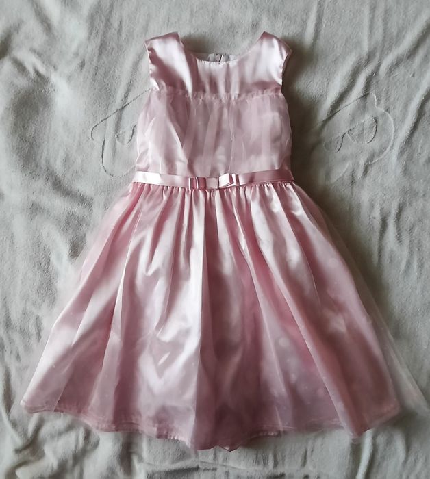 Святкова сукня на дівчинку