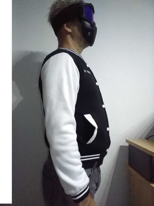 Casaco Blusão Resident Evil Umbrella