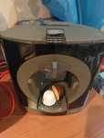 Ekspres nescafe dolce gusto