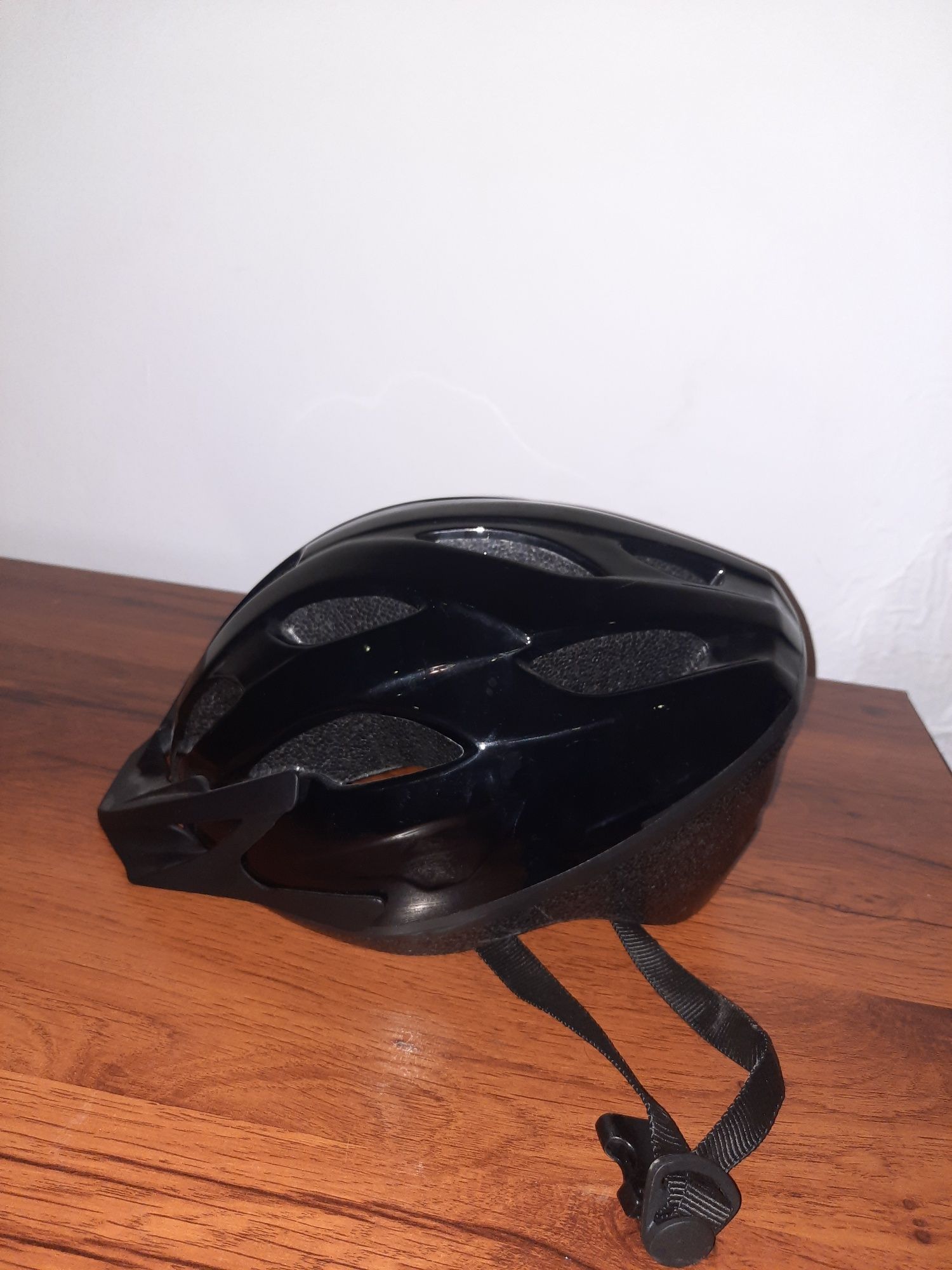 Kask rowerowy czarny