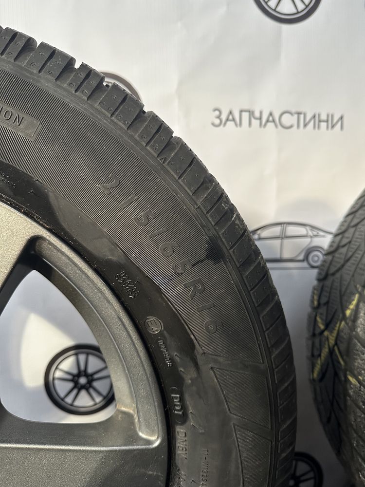 Колеса в зборі 215/65 R16 Dunlop,диски 5х112 R16