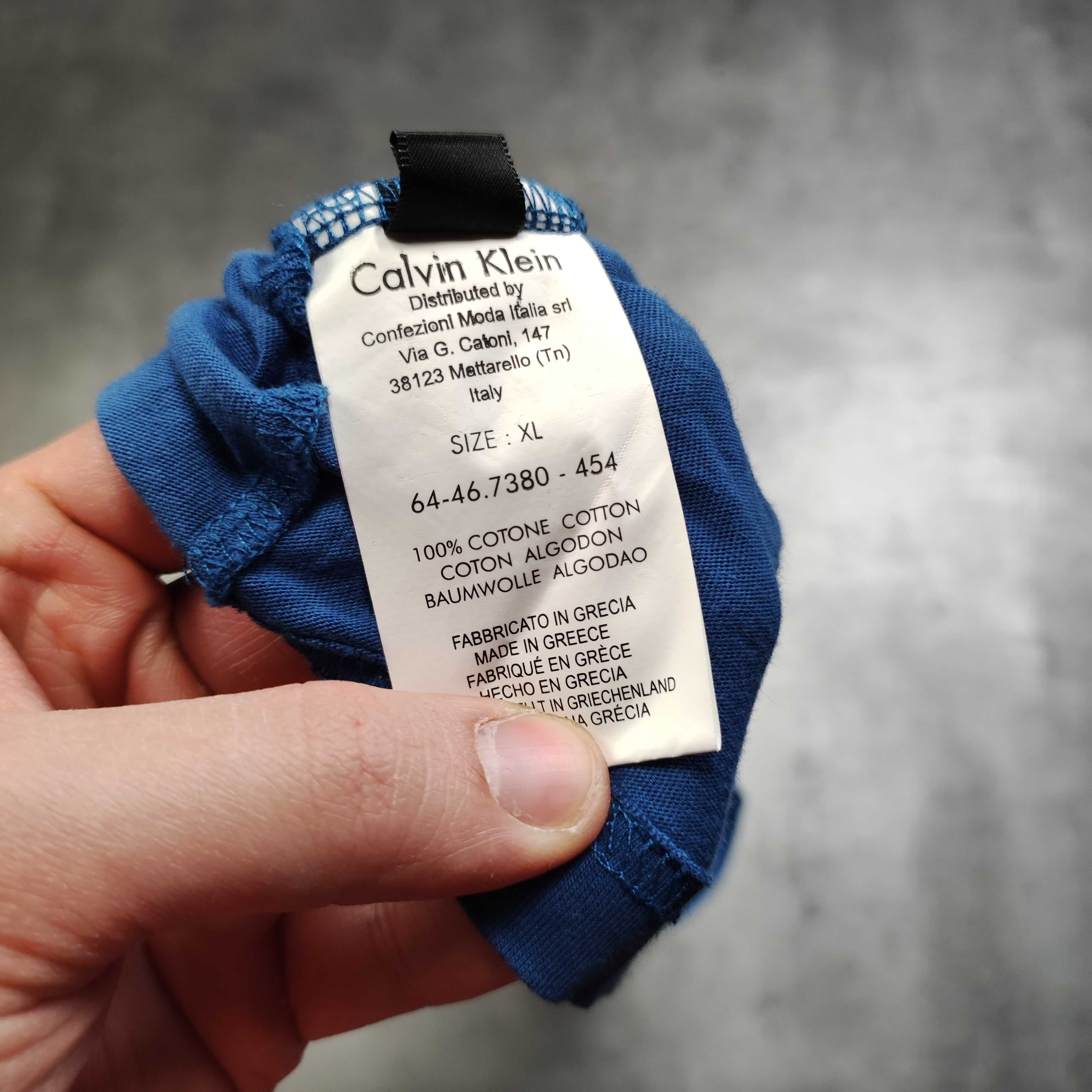 MĘSKA Koszulka Casual Duże Logo Nadruk Granatowa Kropki Calvin Klein
