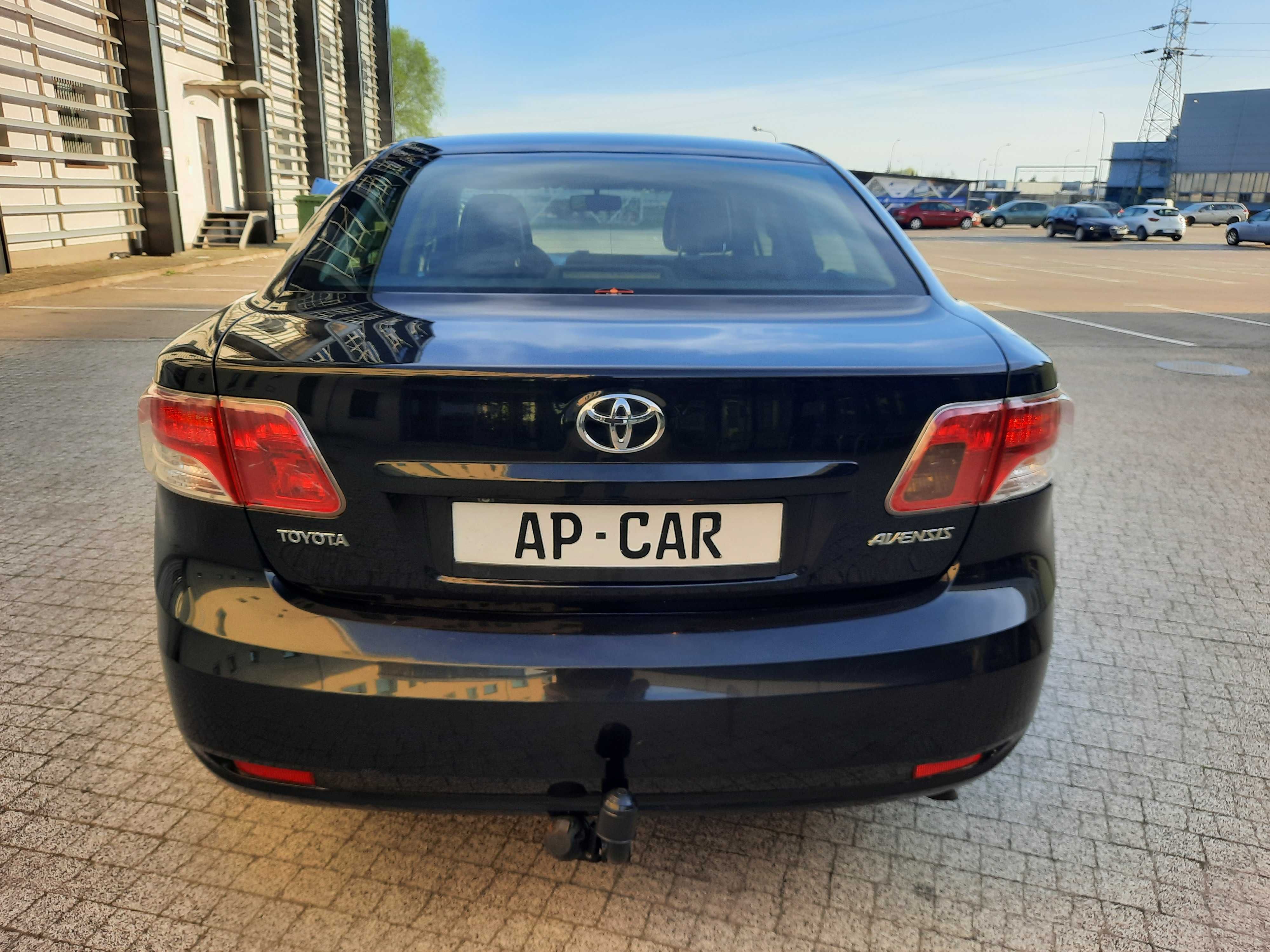 Toyota Avensis T27 1.8 Benzyna Hak Navi Tempomat