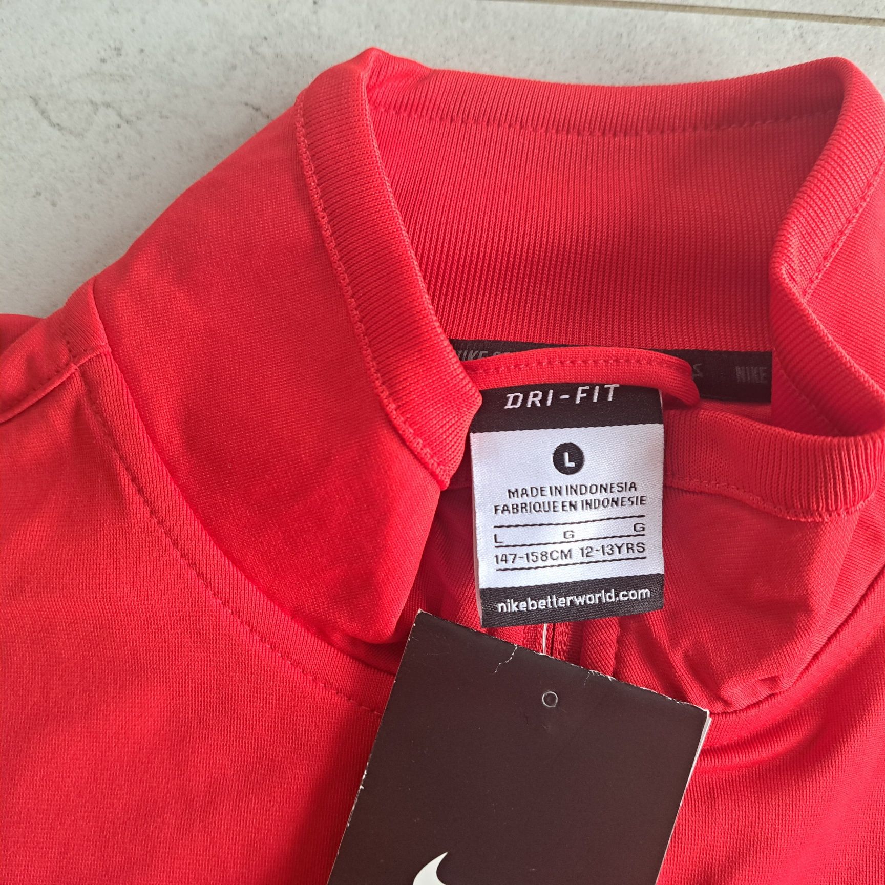 Nowa bluza na zamek Nike dri-fit