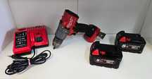 Wiertarko Wkrętarka Milwaukee M18 ONEPD2 + 2 Akumulatory 5.0 + Ładowar