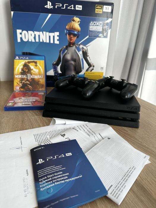 PlayStation 4pro CUH7208B или обмен на PS5