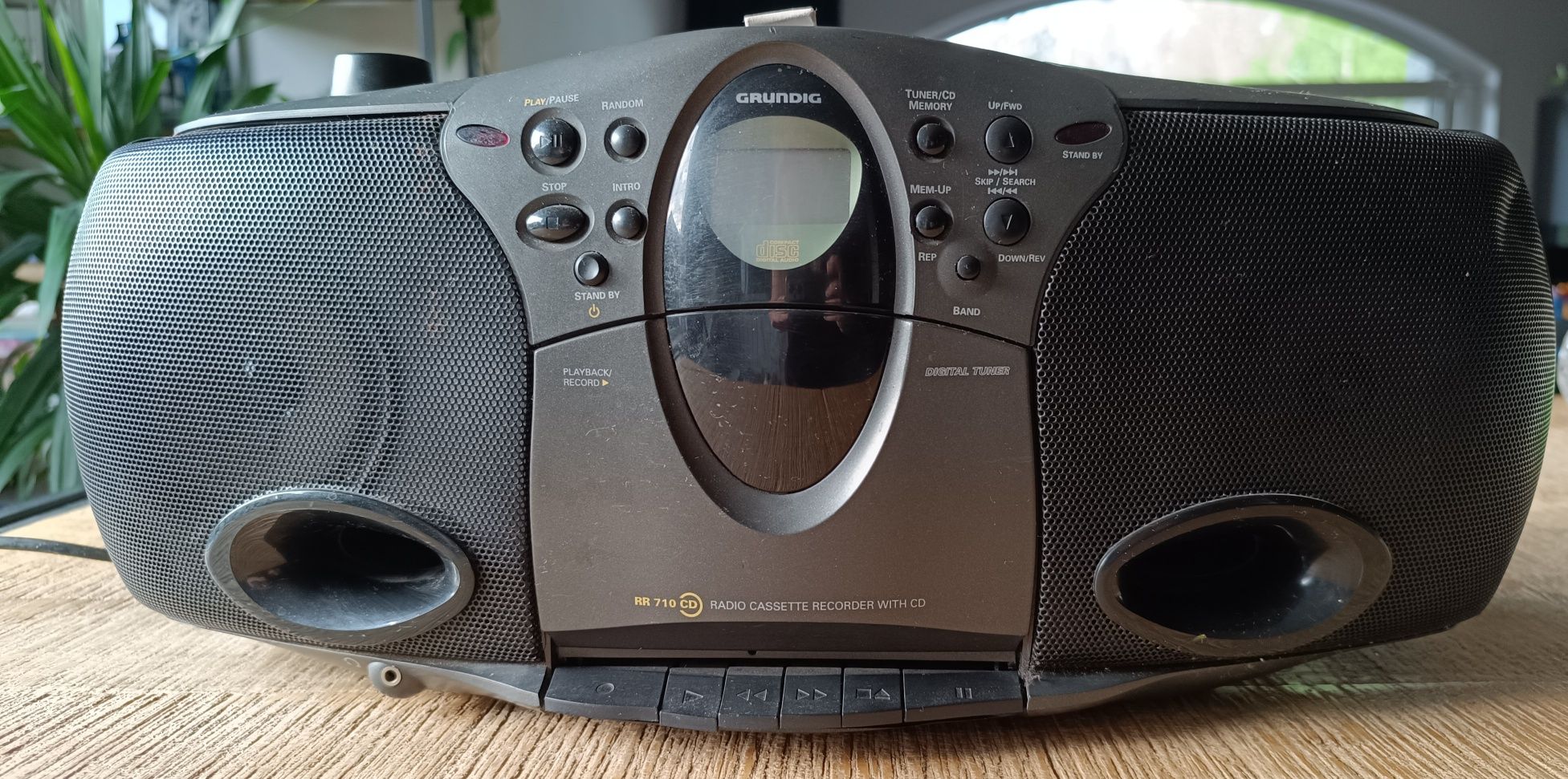 radiomagnetofon boombox Grundig RR710 - uszkodzony