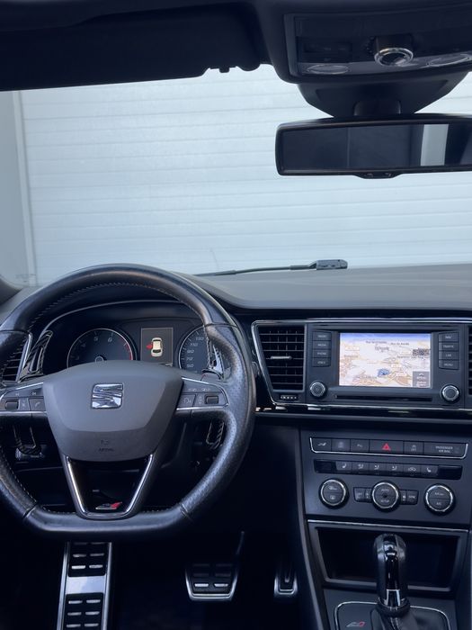 Seat Leon Cupra DSG ( Trato de credito )