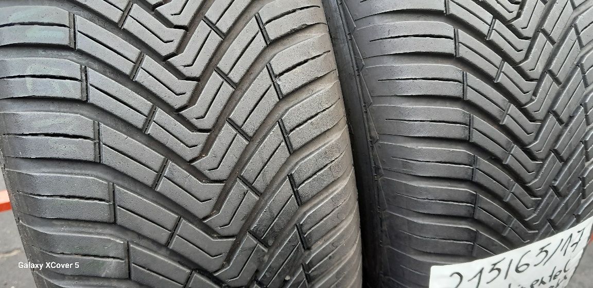 Opony Wielosezonowe 215÷65÷17÷.CONTINENTAL.7 mm.Rok 2024.Cena 120 zł.