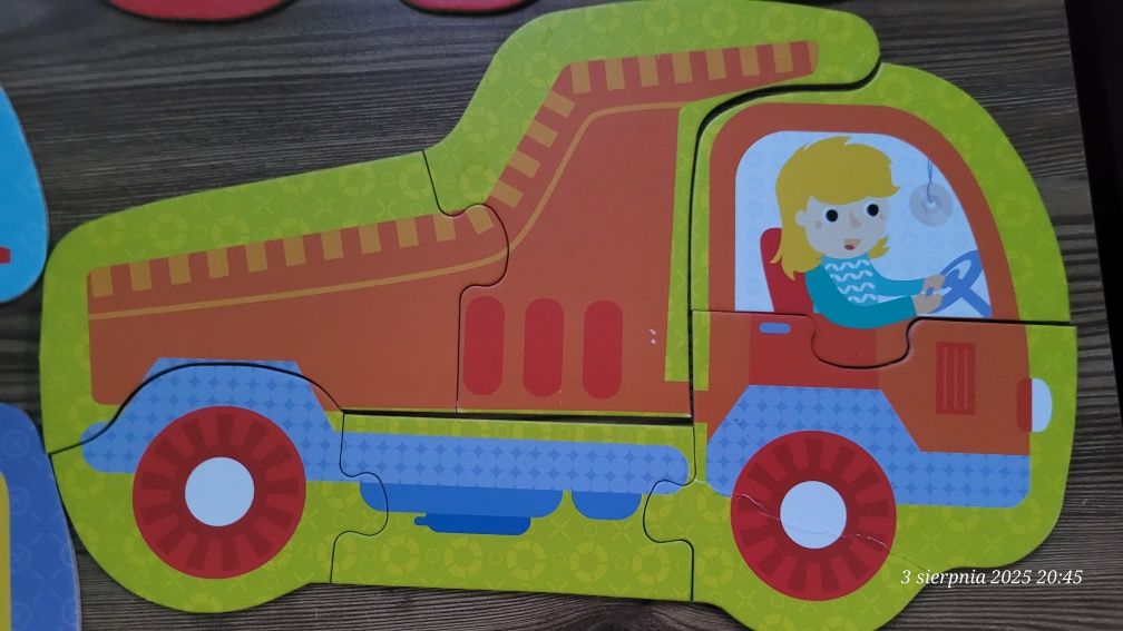 Puzzle progresywne czyczu pojazdy na budowie plus gratis 4 książeczki